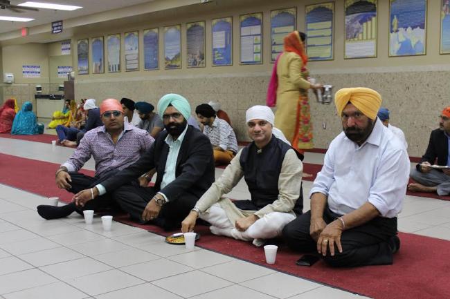 Indian Consul General Toronto visits Dixie Gurudwara
