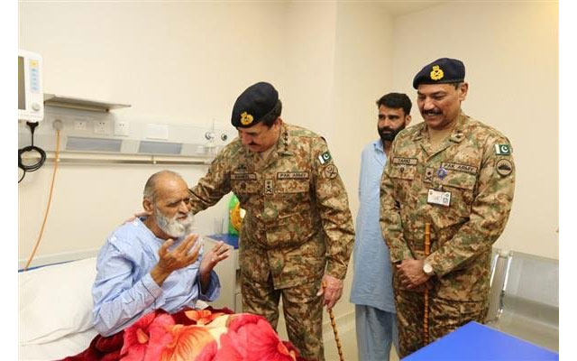Pakistan: Raheel Sharif visits Army Liver Transplant Unit