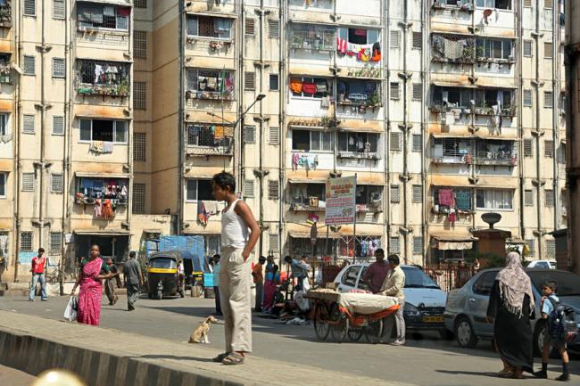 On World Habitat Day, UN calls for putting adequate housing at centre of urban policy