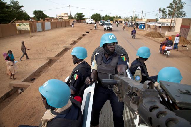 Mali: Ban condemns attack on UN convoy that killed five peacekeepers