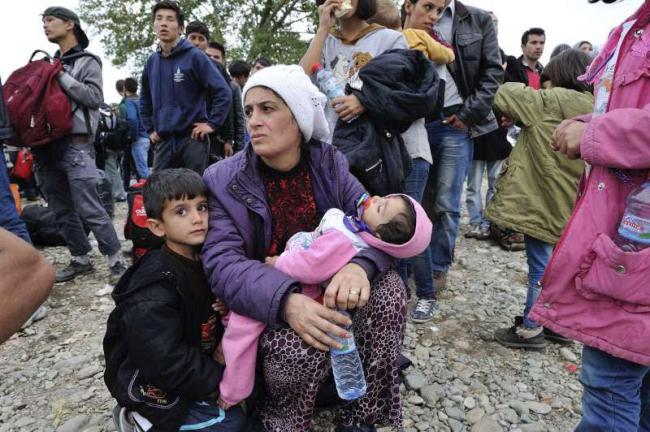 UN refugee chief presents detailed plan to solve crisis in Europe, warning time is â€˜running outâ€™