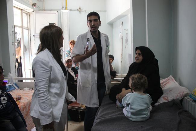  Fewer than 30 doctors left in war-torn Aleppo, UN health agency warns