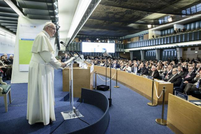 At UN event in Rome, Pope Francis urges action on climate change, conflicts to end global hunger