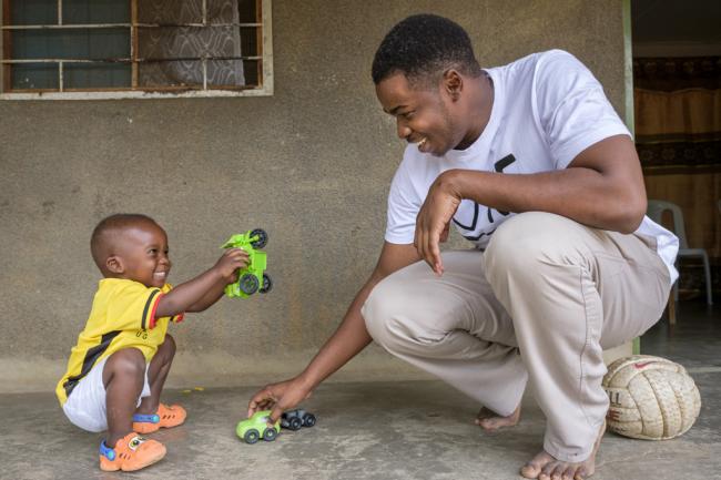 Ahead of Father's Day, UNICEF cites critical role fathers play in early childhood learning