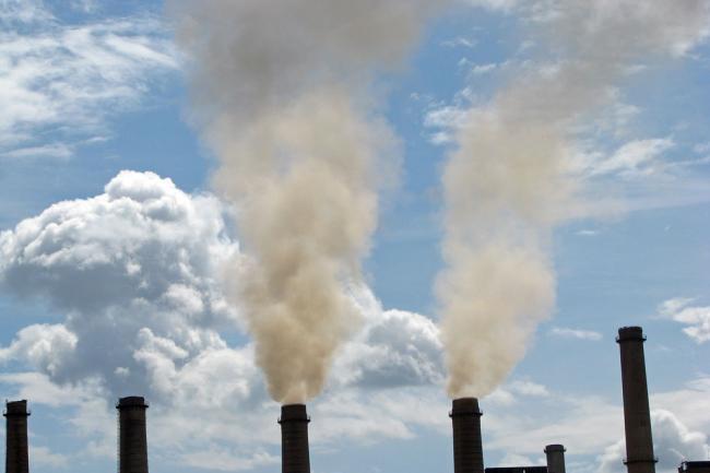 Carbon dioxide levels surge to new high in 2016, UN weather agency reports