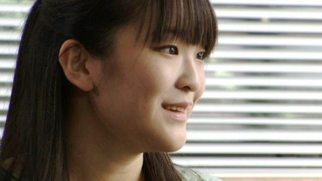 Japan: Princess Mako gives up monarchy in order to marry commoner 