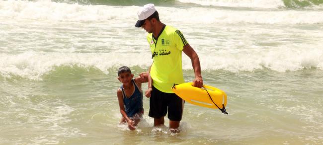 UN development agency provides lifeline to Gaza lifeguards, in bid to keep workers from debtorsâ€™ prison