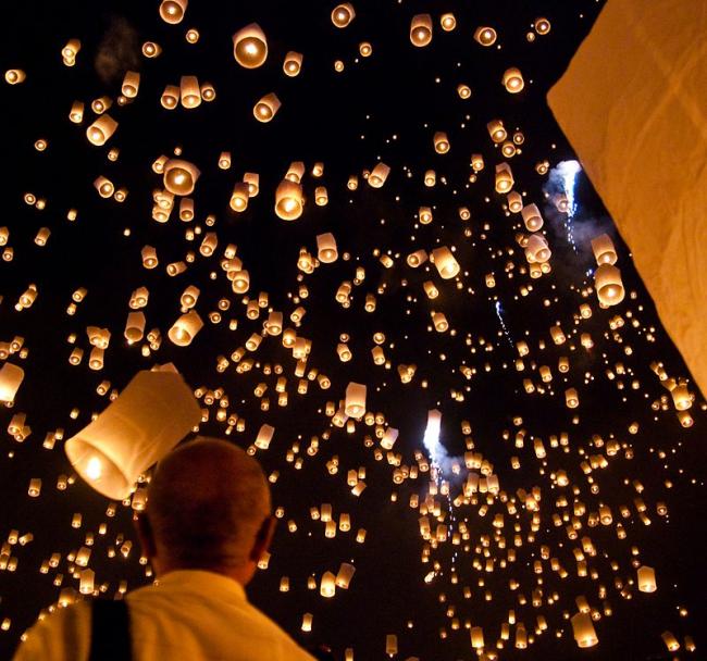 Bangladesh: Flying paper lantern banned in Dhaka city