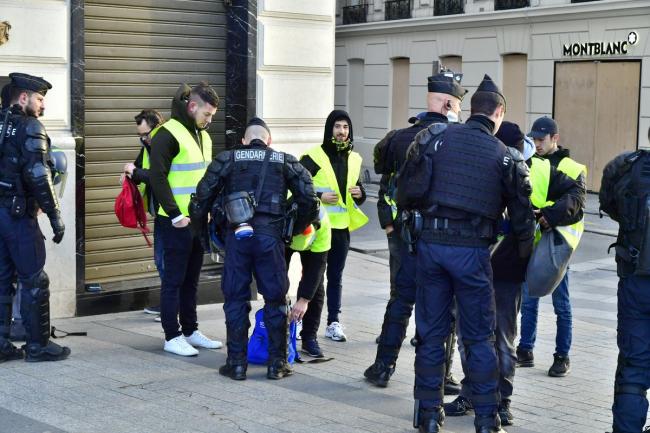 France: Security beefed up as Paris gears up for another weekend of protest