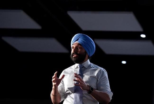 Canadian minister Navdeep Bains asked to remove turban at US airport