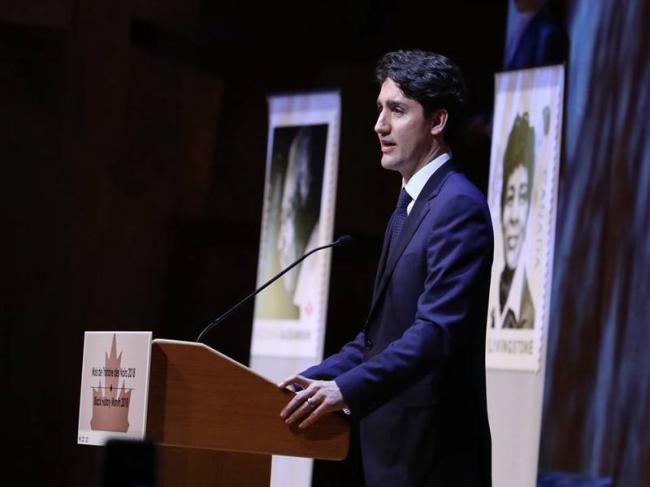 Canada PM Trudeau congratulates Duchess of Cambridge for giving birth to baby boy
