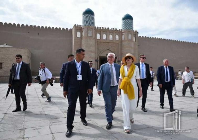 President of Germany becomes familiar with Khorezmâ€™s ancient monuments