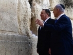Pompeo, Netanyahu make historic visit to western wall in Jerusalem