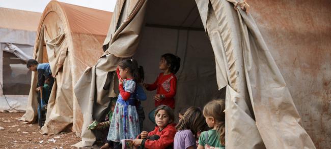 Thousands of Syrians in â€˜life and deathâ€™ struggle amid harsh conditions in remote desert camp, UN warns