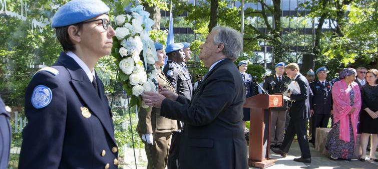 UN honours peacekeepers who â€˜paid the ultimate priceâ€™, for the sake of others