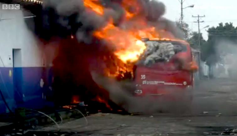  Venezuelan National Guardâ€™s vehicle set on fire at Brazil border by radicals