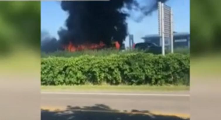 Canada: Two school buses catch fire in St-Eustache, dozens of children hospitalised