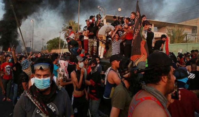 Anti-gov't protests continue in Iraq amid unrest