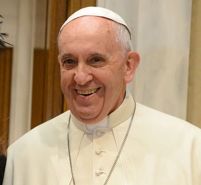 Pope Francis prays for peace in worldâ€™s conflict zones in annual Christmas message