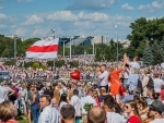 Belarus: Opposition holds mass rally in Minsk despite ban