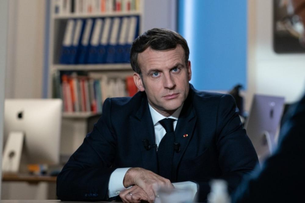 Emmanuel Macron leaves residence in Versailles after coronavirus quarantine – Reports