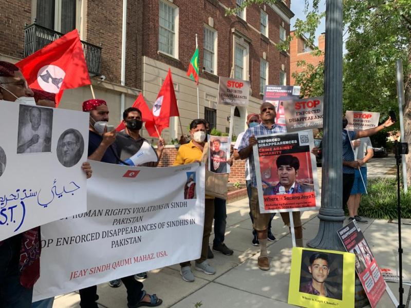 Sindhis, Pashtun, Gilgit and Baloch members protest in US on Pakistan Independence Day