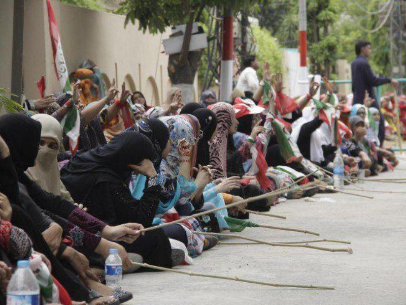Pakistan sees bloody protests ahead of Maryam Nawaz meeting in Punjab