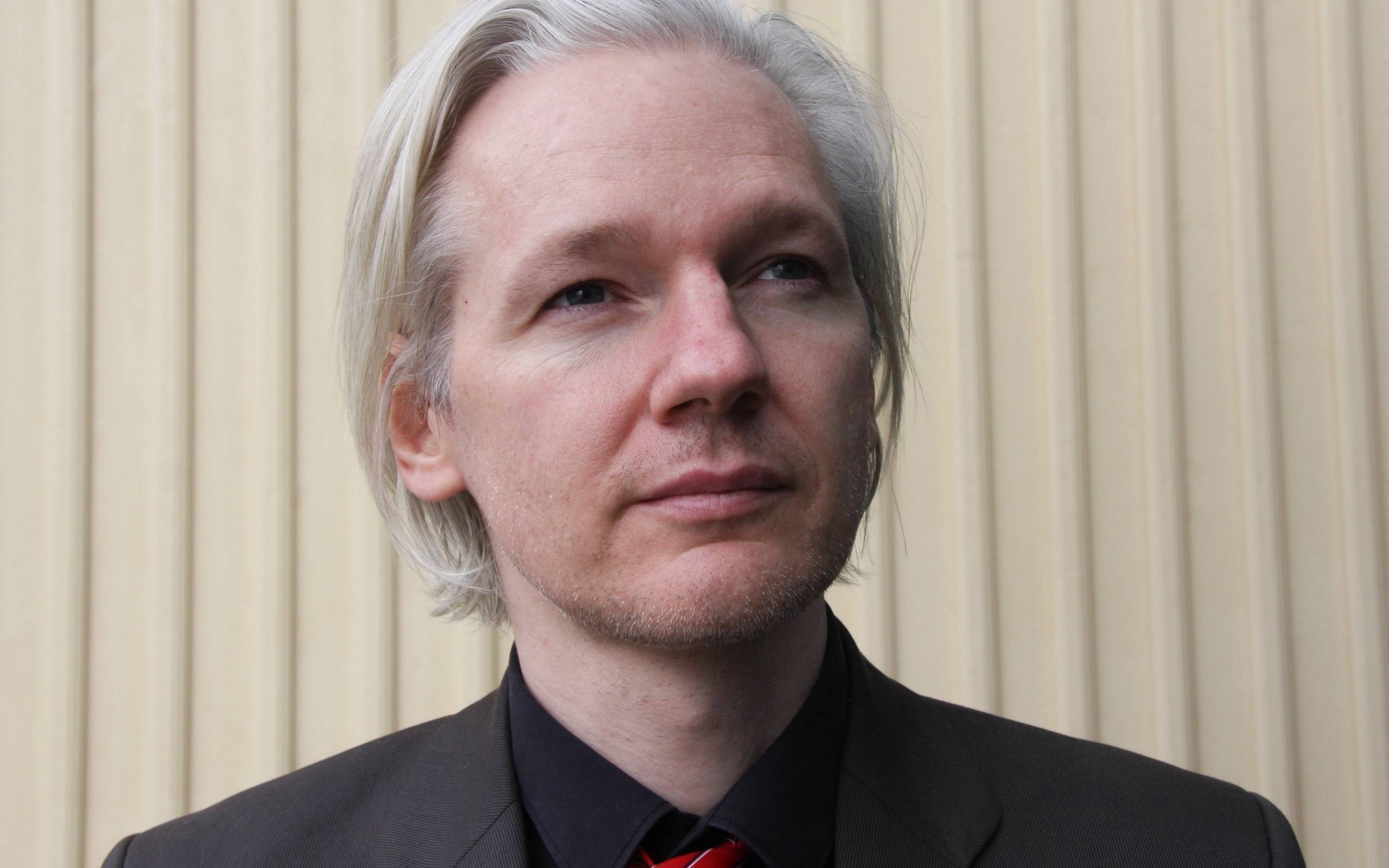 Extradition hearing against WikiLeaks founder opens in London's Old Bailey