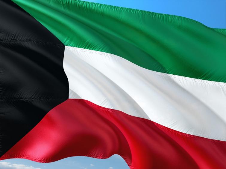 Kuwait suspends flights with 7 countries over coronavirus concerns