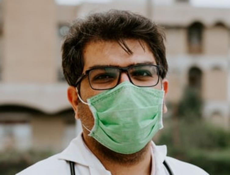 Iran's coronavirus death toll mounts to 237