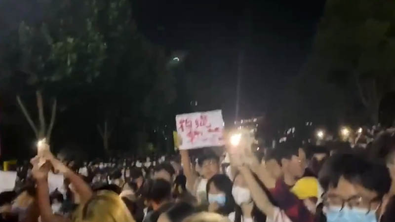China: Police suppress students' protest in Jiangsu