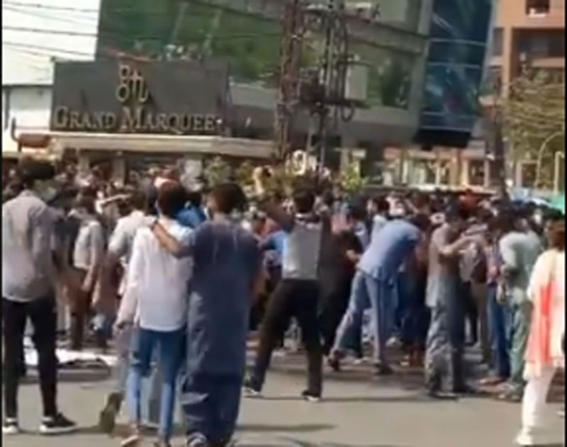 NLE protest: Pakistan police lathicharge demonstrating doctors