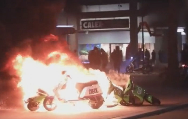 Rotterdam violence: Anti-COVID lockdown protesters clash with police, 2 hurt