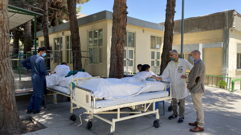 Red Cross-supported health facilities treat more than 4,000 people wounded by weapons since Aug 1 in Afghanistan