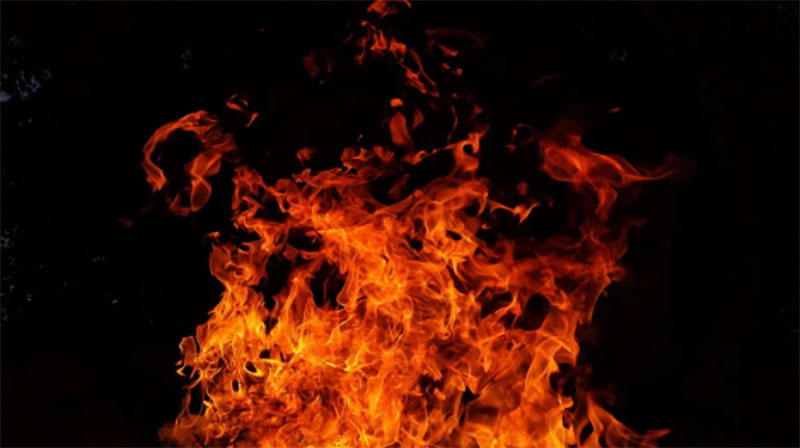 Mob in Pakistan's Sialkot burns to death Sri Lankan factory manager on blasphemy charge