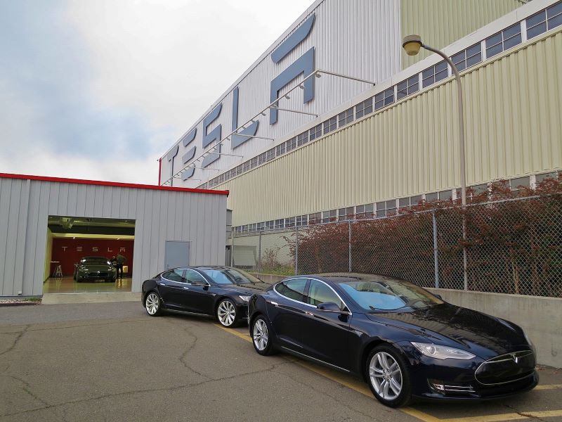 Over 400 employees of Tesla plant in California contracted COVID19 amid pandemic