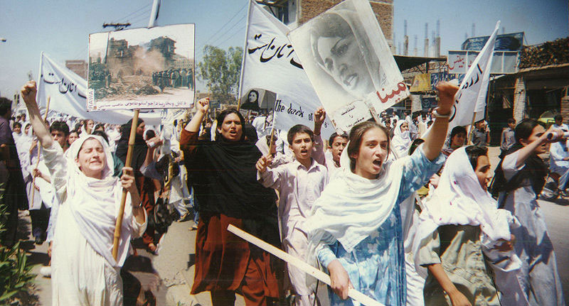 Pakistan: Women, children protest in Gwadar demanding their rights