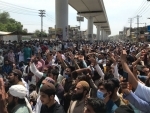 Pakistan: Farmers continue their protest in Lahore over unavailability of fertiliser, other issues