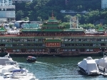 Hong Kong: Popular floating Jumbo restaurant sinks