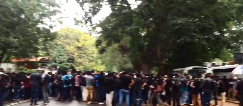 Sri Lanka crisis: Students march to PM Mahinda Rajapaksa's house in rain as protests spiral
