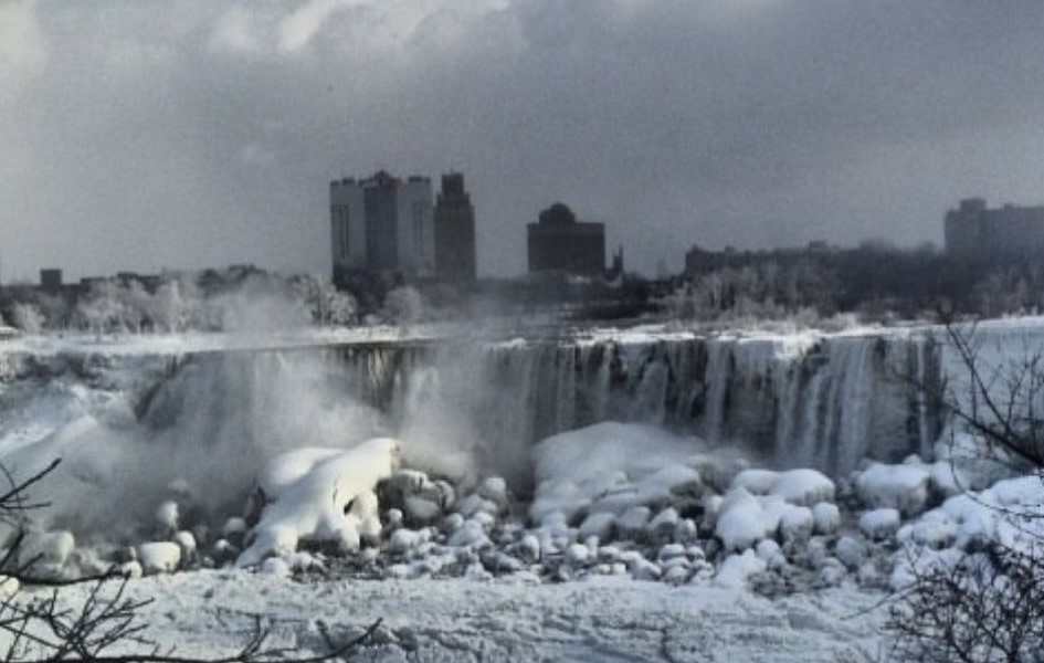 US blizzard turns Niagara Falls into frozen winter wonderland. Check here