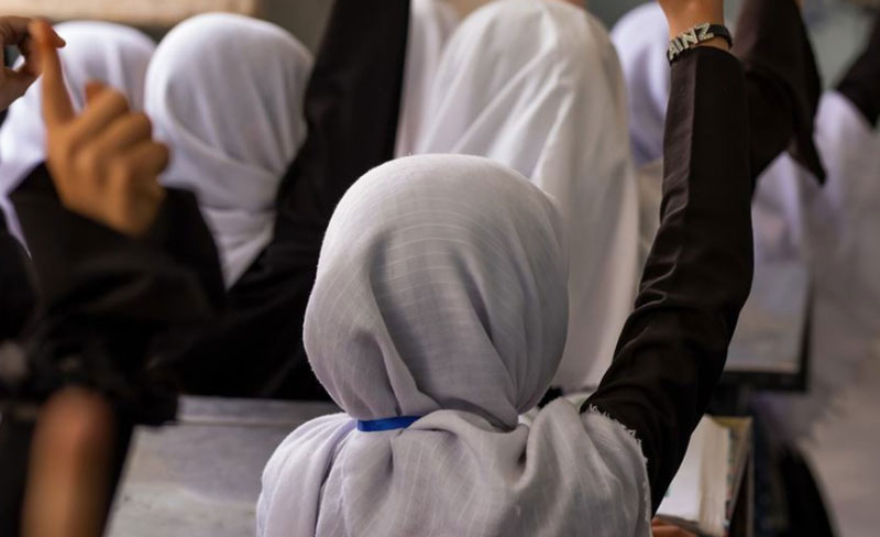 Afghanistan: Taliban orders female UN staff to wear hijab 