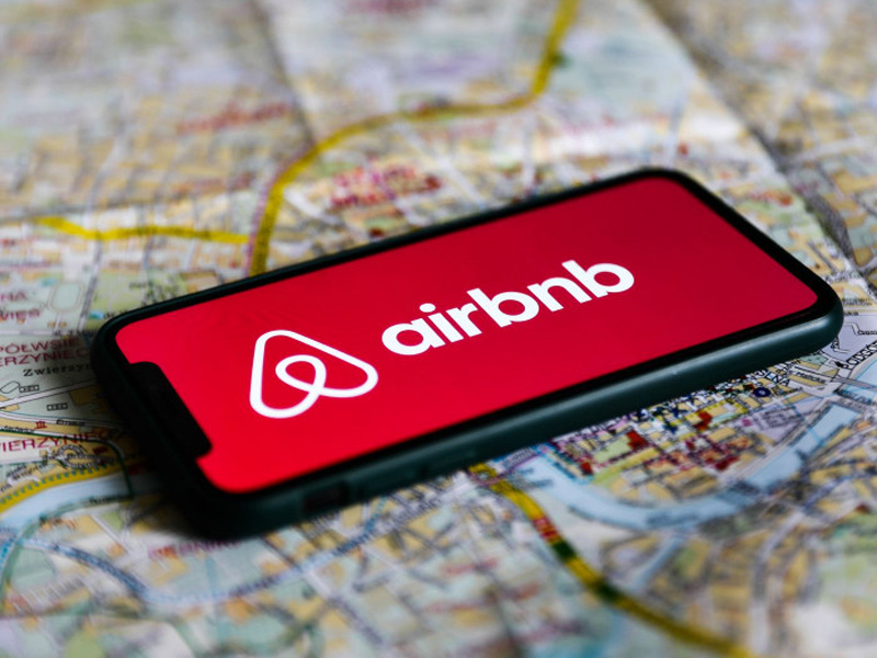 Airbnb to quit China as lockdowns restricts tourism