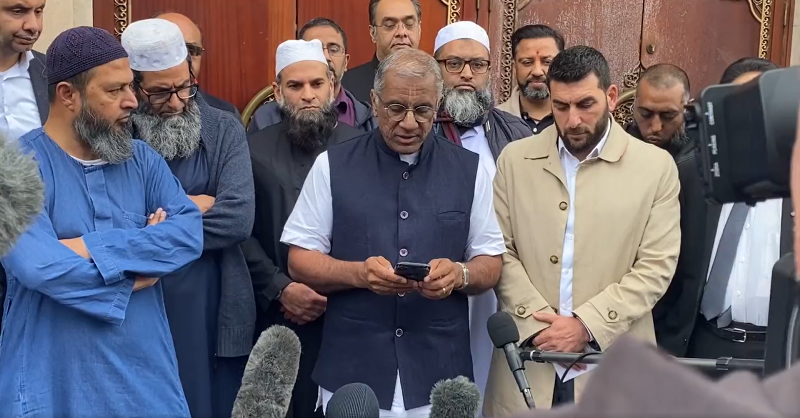 'Not what we're about, no place for foreign extremist ideology': Hindu-Muslim joint appeal for peace amid Leicester violence