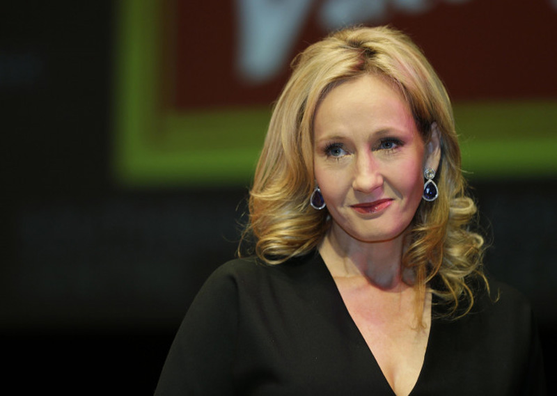 JK Rowling receives online threat over Salman Rushdie tweet, account believed to be from Pakistan