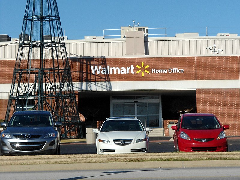 US: Gunman opens fire inside Walmart supermarket in Chesapeake, up to 10 die