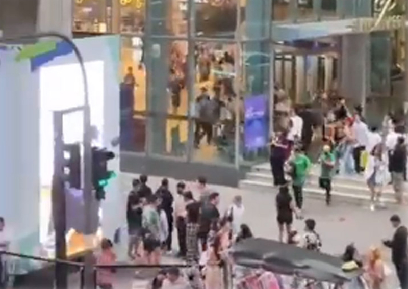 Thailand: Three die in Siam Paragon mall shooting