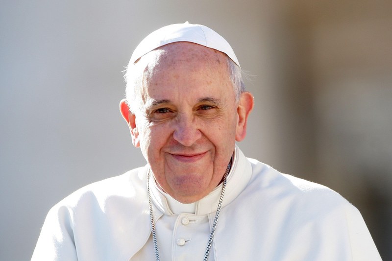 Pope Francis returns to the Vatican from hospital