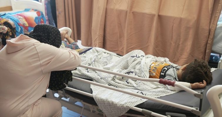WHO loses contact with Gaza's largest hospital amid reports of bombings