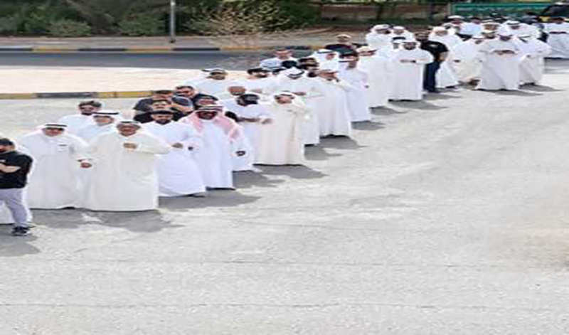 Kuwaitis vote to elect new parliament